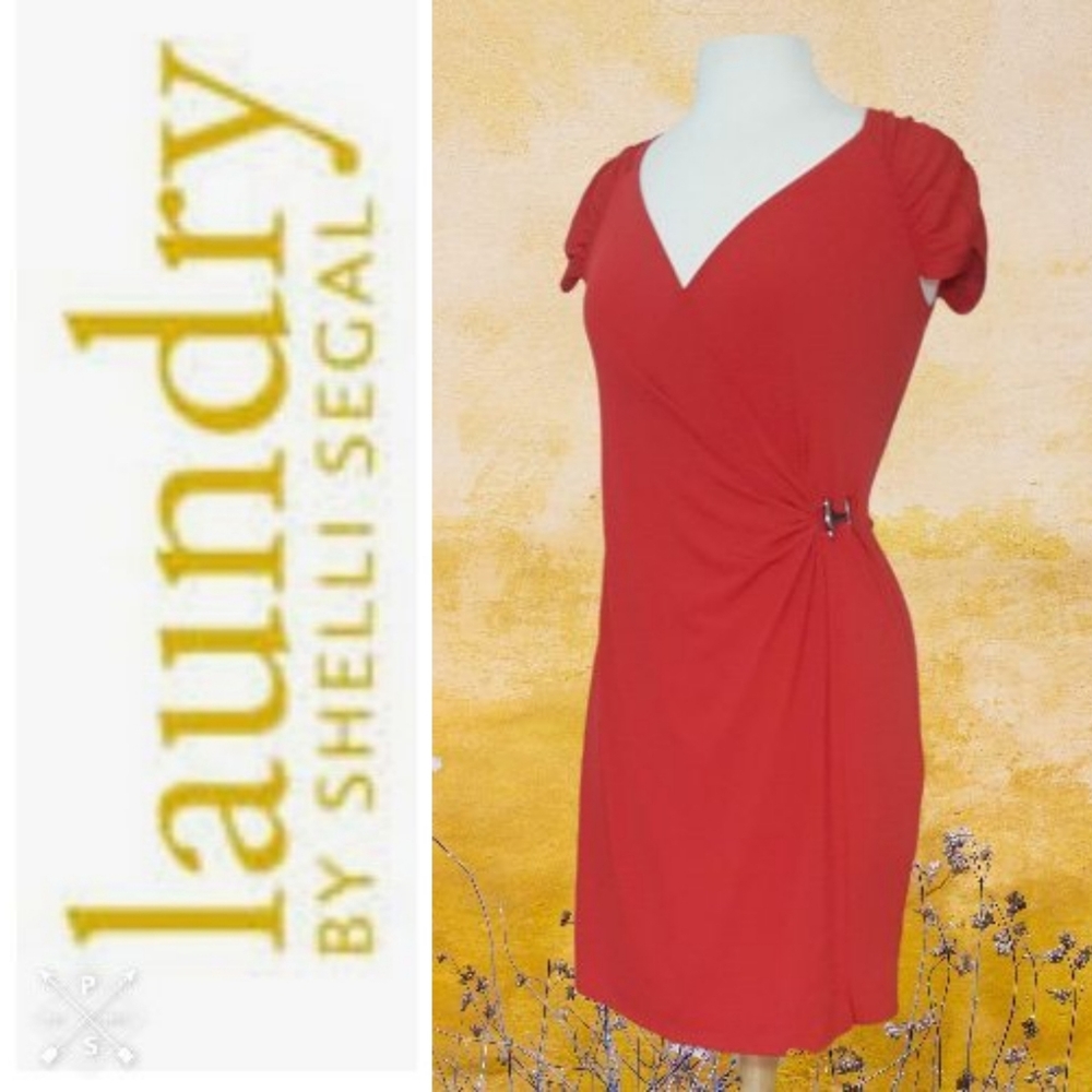 LAUNDRY by SHELLI SEGAL Lipstick Red Faux-Wrap Party Dress